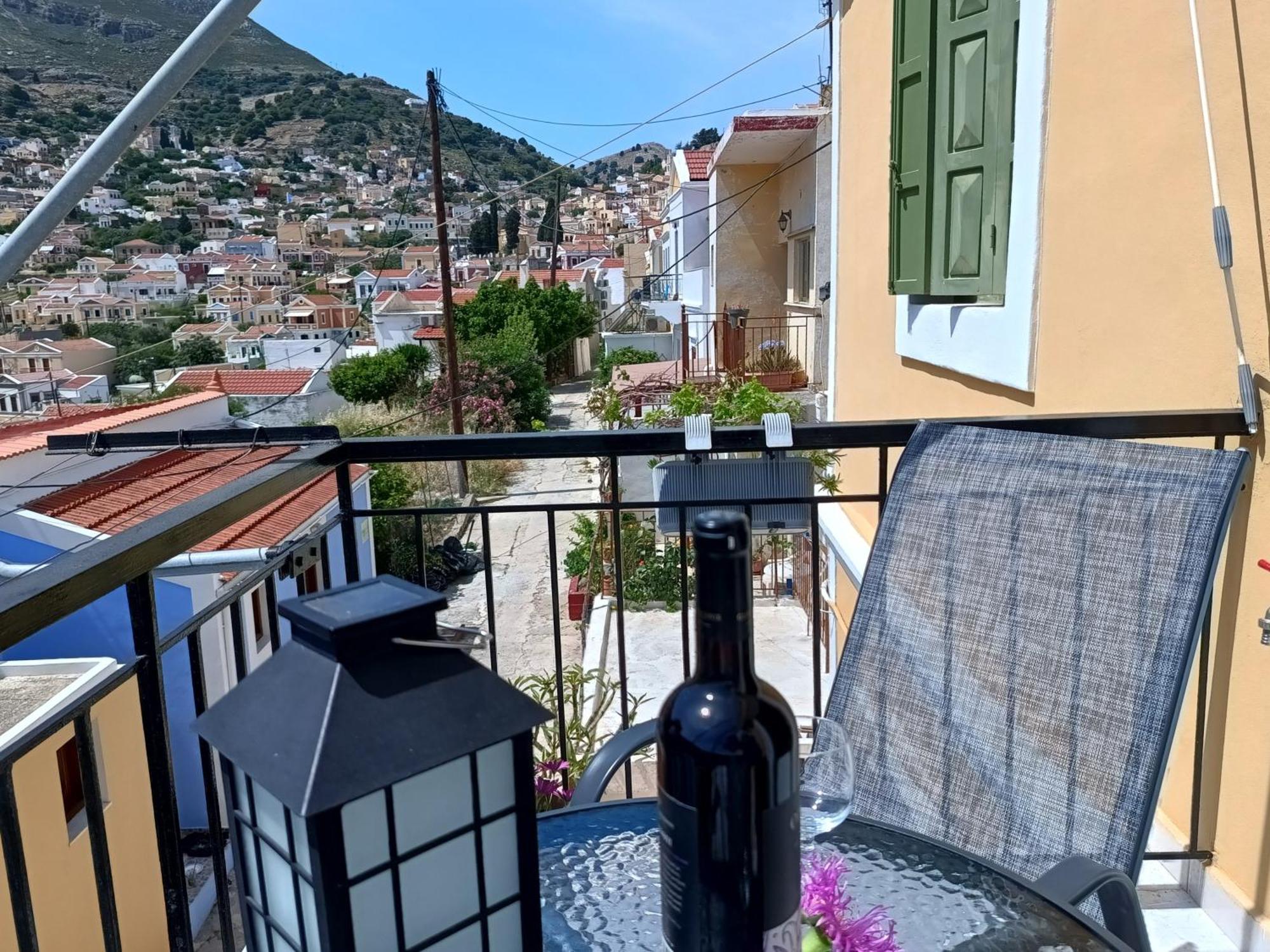 Zoe Apartments Σύμη Εξωτερικό φωτογραφία